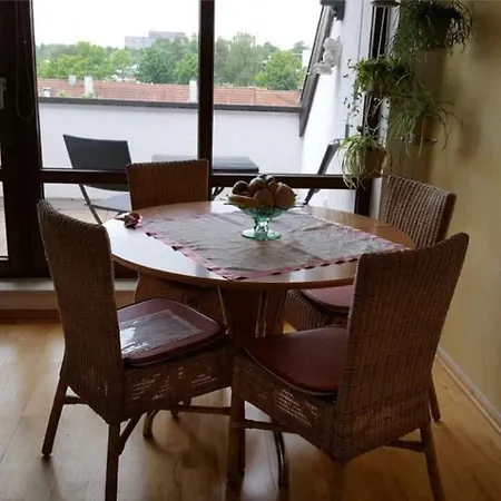 Ferienwohnung Nahe Messe Und Uni אוגסבורג